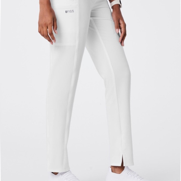 FIGS x Team USA High Waisted Scrub Pants - Picture 4 of 8